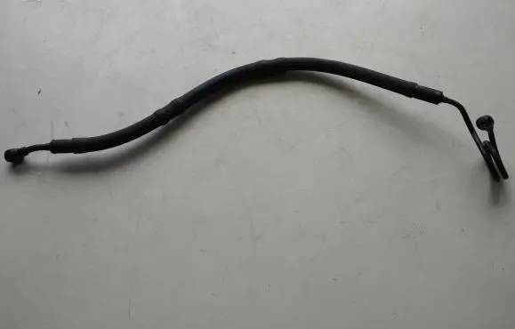 Volkswagen PASSAT B5 Power steering hose/pipe/line 8D1422893 2289A