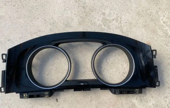Dashboard trim