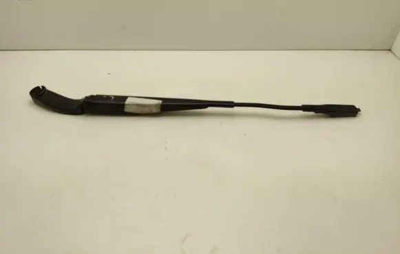 Ford Mustang VI Front wiper blade arm FR3B17C495AA