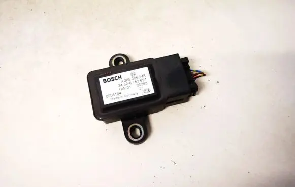 BMW X5 E53 ESP acceleration yaw rate sensor 34526753694 34.52-6753694