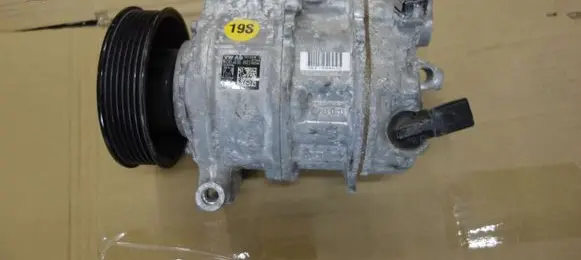 Volkswagen Golf VIII Air conditioning (A/C) compressor (pump) 5Q0816803