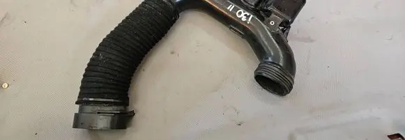 Hyundai i30 Intake resonator 28221A5800
