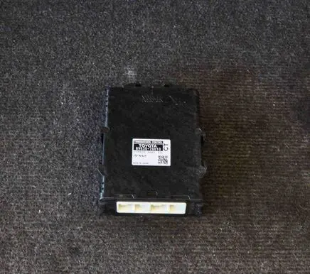 Lexus CT 200H Gearbox control unit/module