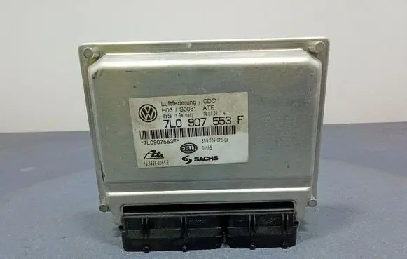 Volkswagen Touareg I Other control units/modules 7L0907553F