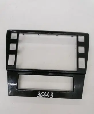 Skoda Superb B5 (3U) Radio/GPS head unit trim 3U0858069G