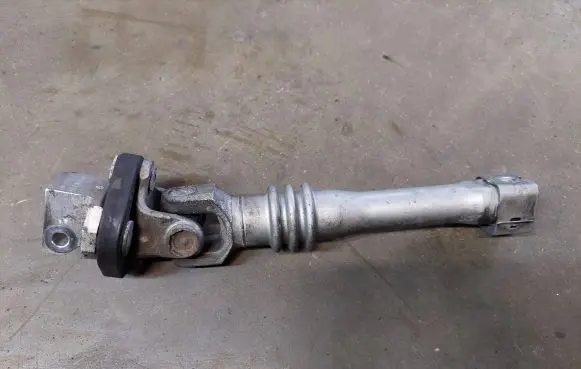 Mercedes-Benz C W203 Steering column universal joint A2034620278