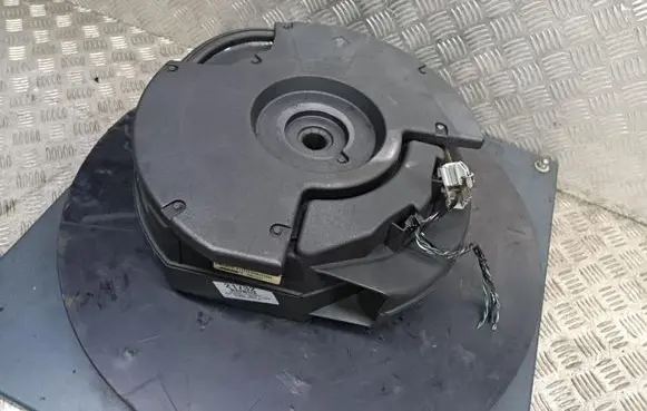 Opel Insignia A Subwoofer speaker