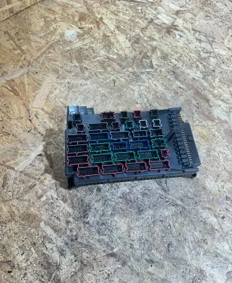 Mercedes-Benz ML W163 Fuse box set 1635450205 08200101