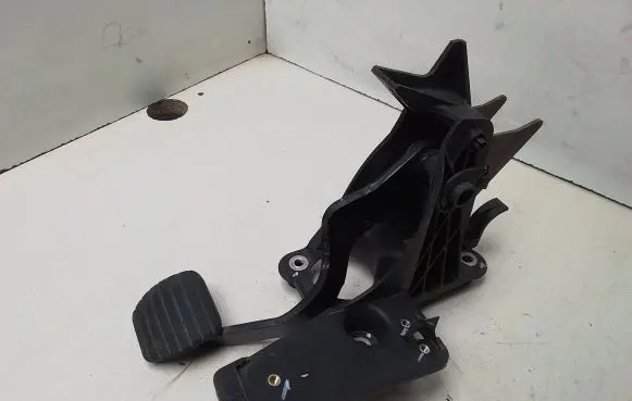 Renault Laguna II Brake pedal 8200002853