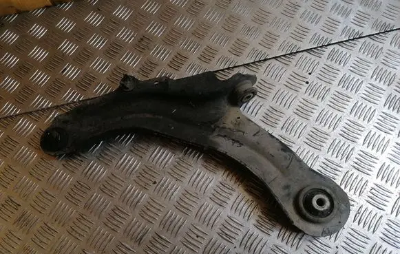 Renault Scenic II - Grand scenic II Front lower control arm/wishbone