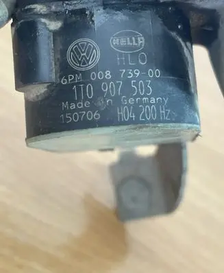 Volkswagen PASSAT B6 Front height sensor lever 1T0907503