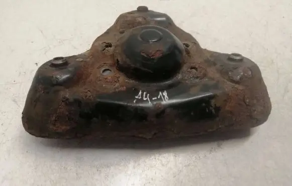 Audi A4 S4 B5 8D Coil spring mount 8D0412391B