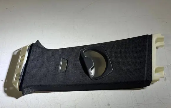 BMW 3 F30 F35 F31 (B) pillar trim (top) 7220997