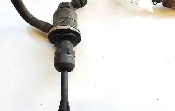 Nissan Tiida C11 Clutch master cylinder 