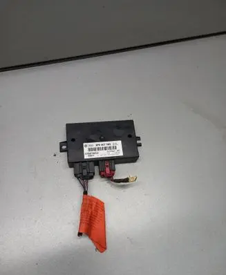Volkswagen PASSAT B6 Comfort/convenience module 8P0907383