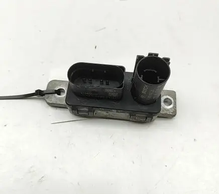 Jaguar F-Pace Glow plug pre-heat relay GX7312B533AD 0281003129