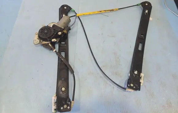BMW 3 E46 Front door window regulator with motor 676283620640
