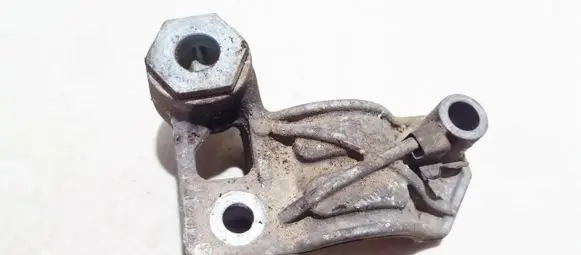 Mercedes-Benz E W211 Engine mounting bracket a2113231125