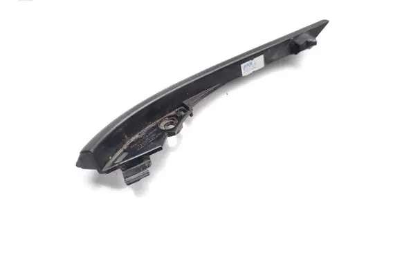 Fender trim (molding)
