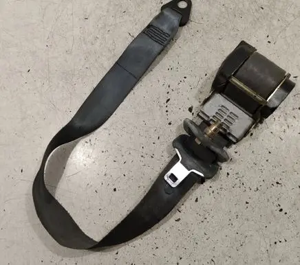 Renault Scenic I Front seatbelt 00050905