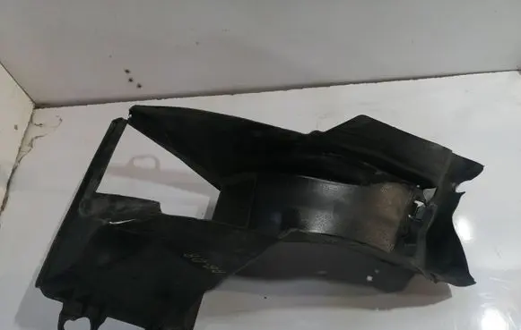Audi A6 S6 C6 4F Intercooler air channel guide 4F0145333E