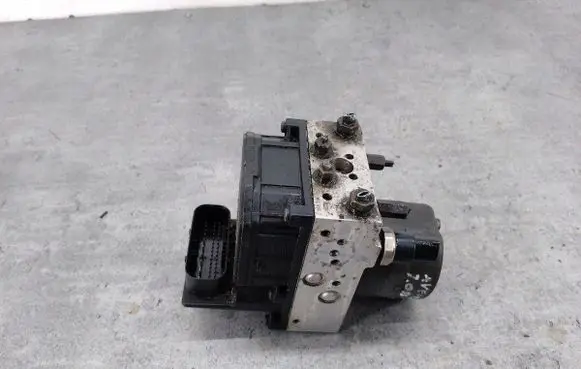 Toyota Avensis T250 ABS Pump