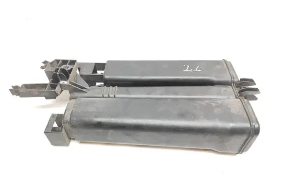 Active carbon filter fuel vapour canister