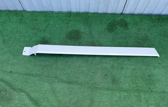 Volkswagen ID. Buzz Rear door trim (molding) 1T3843795E