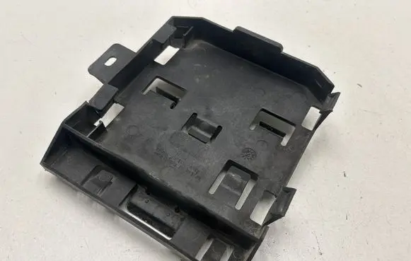 Chevrolet Camaro Engine control unit holder 92241772