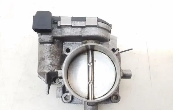 Mercedes-Benz C W204 Throttle valve A1131410125