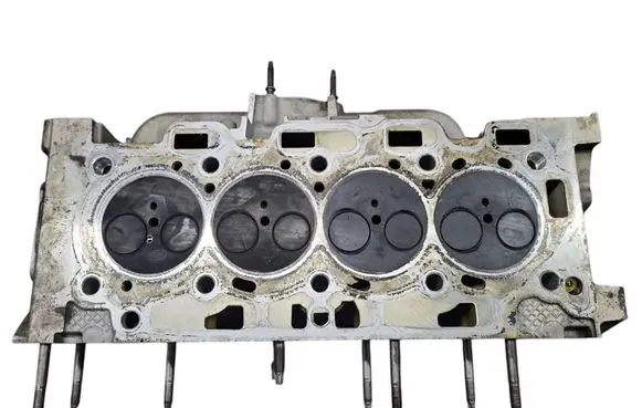 Citroen DS4 Engine head 9684487210
