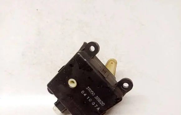 Nissan Primera Air flap motor/actuator 3T05030820
