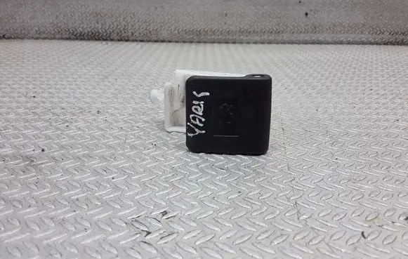 Toyota Yaris Engine bonnet (hood) release handle