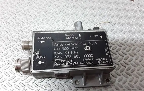 Audi A8 S8 D2 4D Aerial antenna amplifier 4A9035585