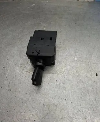 Mercedes-Benz C W203 Ignition lock 2035450608 33002155 6010809790206144