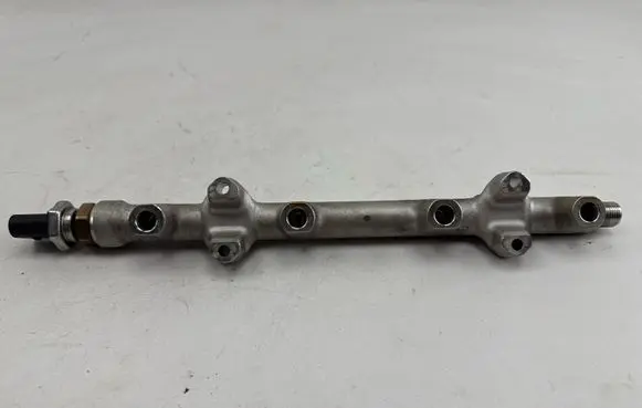 Volkswagen Golf VIII Fuel main line pipe 05E133320