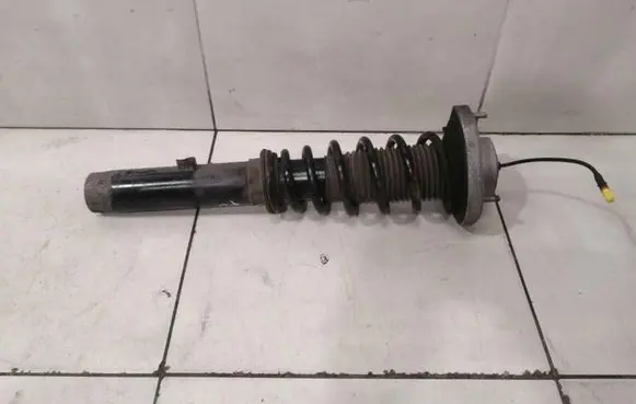 Porsche 718 Cayman 982 982c Front shock absorber with coil spring 982413031B