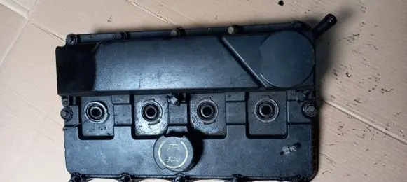 Ford Mondeo Mk III Rocker cam cover 