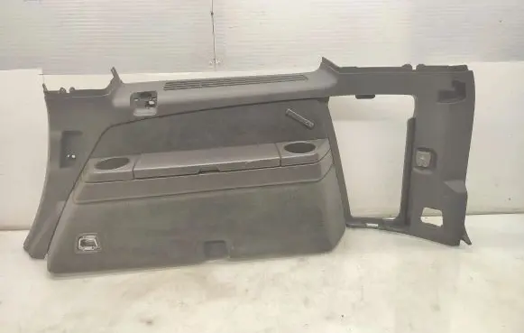 Trunk/boot lower side trim panel