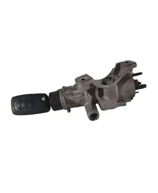 Audi A6 S6 C5 4B Ignition lock 4B0905851B
