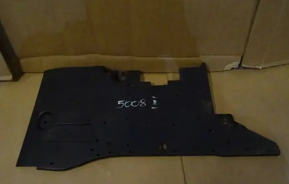 Peugeot 5008 II Other under body part 9820153180
