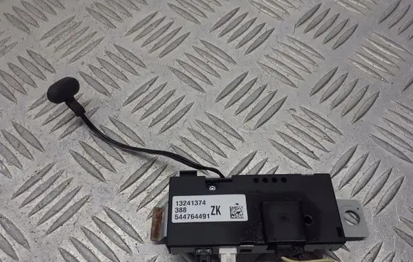 Opel Insignia A Sound amplifier 13241374