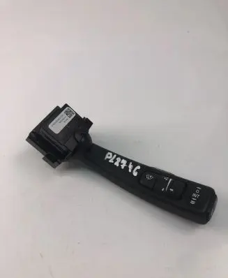 Volvo V40 Indicator stalk 31394008