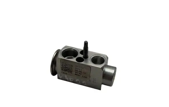 Volvo V40 Air conditioning (A/C) expansion valve 0016114602 31369447 6652A