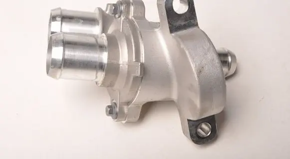 Ford Kuga III Thermostat housing LX6E8A587AC
