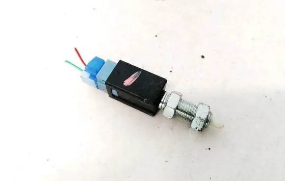 Subaru Legacy Brake pedal sensor switch