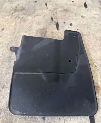 Renault Master III Front mudguard 638500002R