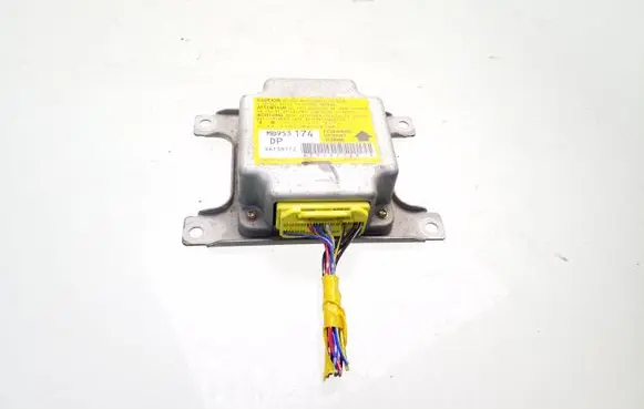 Mitsubishi Colt Airbag control unit/module MB953174 X6T39772