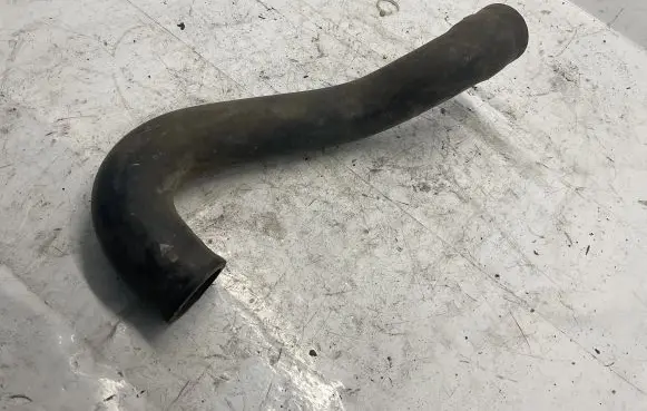 Opel Frontera B Engine coolant pipe/hose