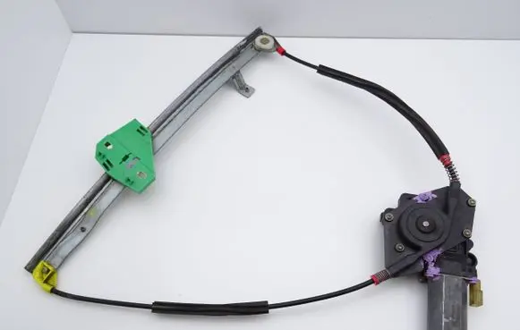 Ford Fiesta Front door window regulator with motor 0130821683 96FGB23200B